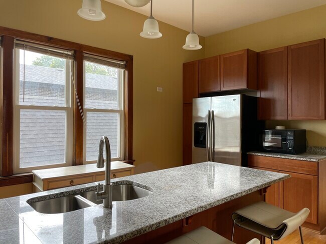 kitchen - 2877 S Throop St