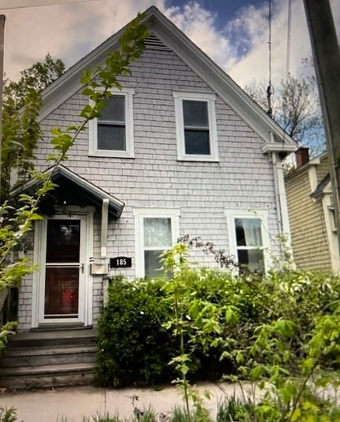 Primary Photo - 185 Northumberland St