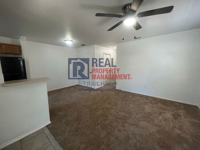 Foto del edificio - Great Location - 3 Bed/2 Bath - $500 Rent ...