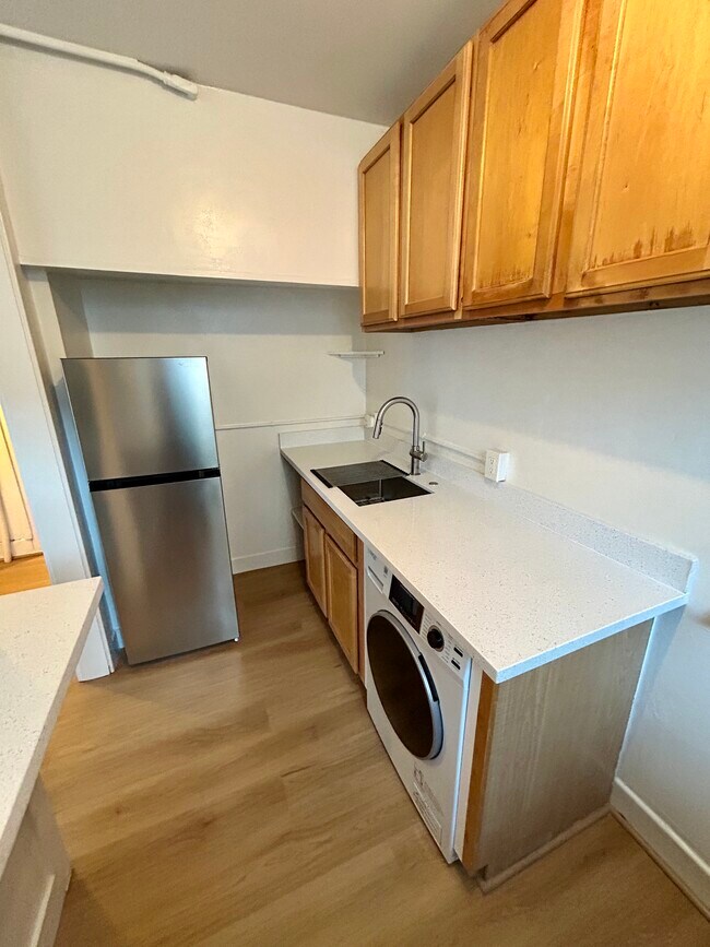 Foto del edificio - 101 Hoffman Ave