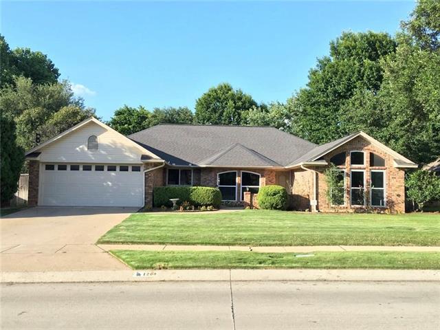Foto principal - 1208 Homestead St