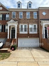 Building Photo - 2705 Laurel Cherry St