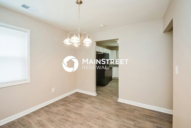 Foto del edificio - 3 Bedroom Pet-Friendly Home in Jonesboro, ...