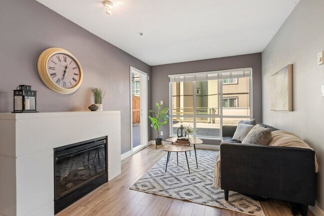 Photo du bâtiment - Spacious 2 Bed 2 Bath Condo for Rent in Morgan Crossing!