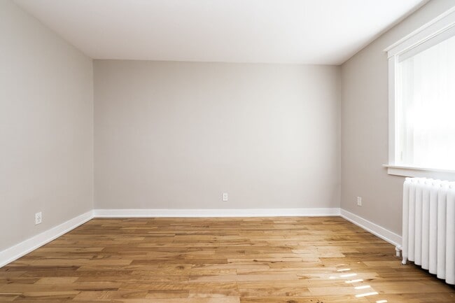 Photo du bâtiment - 54 Maitland St