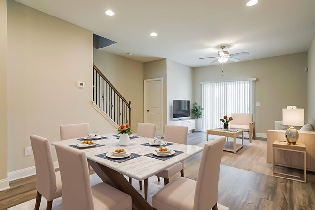 Foto del edificio - 7228 Bellacroft Dr