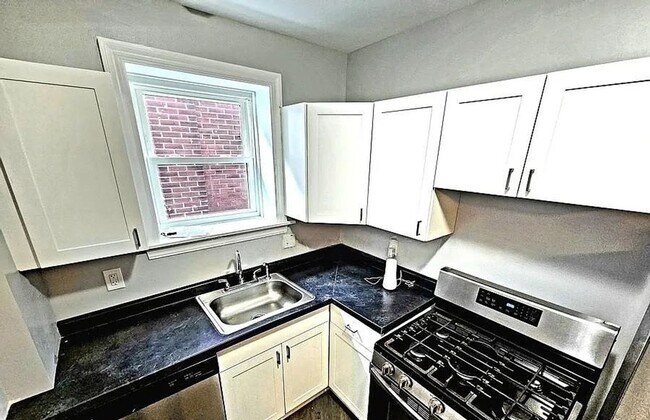 Foto del edificio - 3712 Winnebago St