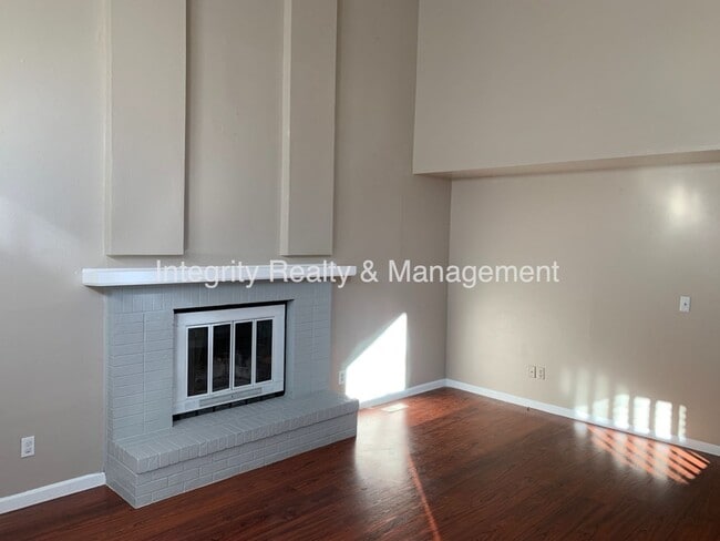 Foto del edificio - 5605 E Prescott Ave