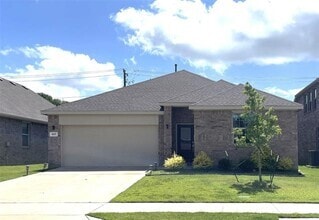 Building Photo - 1617 Roadrunner Dr