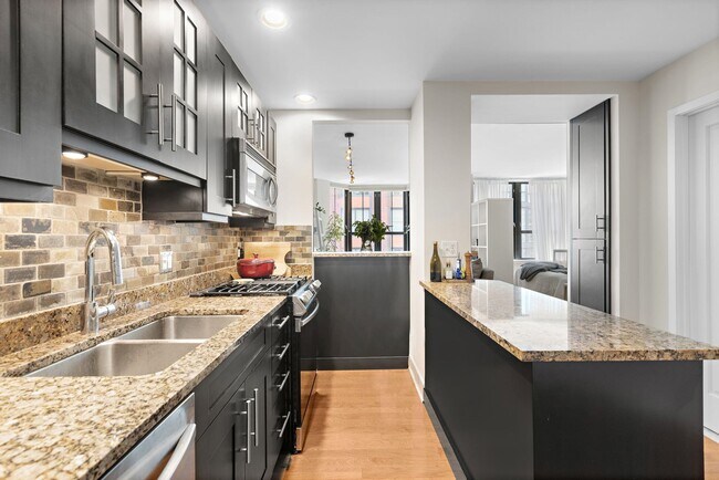 Foto del edificio - 1025 Maxwell Ln