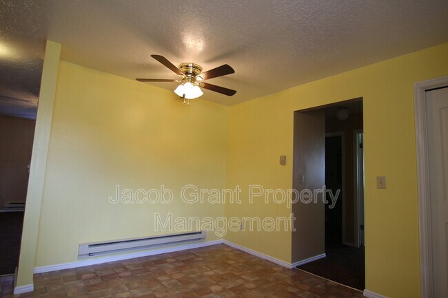 Building Photo - 2141 Meppen Drive