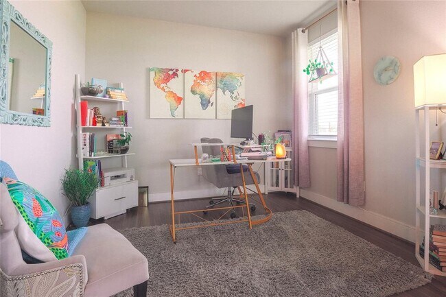 Foto del edificio - 7401 Grand Linden Wy