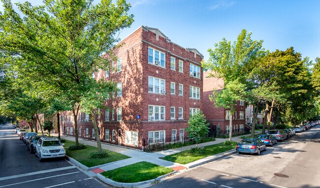 Foto del edificio - 2203 W Eastwood Ave