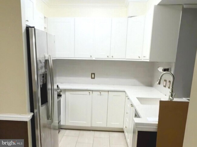 Foto del edificio - 555 Massachusetts Ave NW