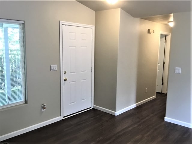 Building Photo - 1774 Cherrybloom Ct SE