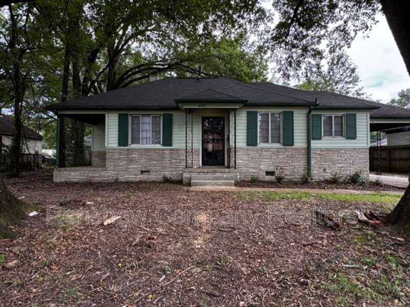 Primary Photo - 4243 Vann Ave