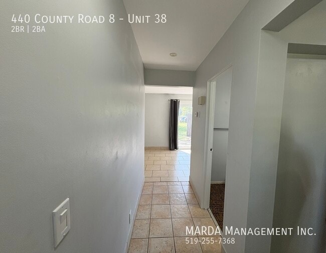 Building Photo - CHAMRING 2 BED/1.5 BATH TOWNHOUSE - SOUTH ...