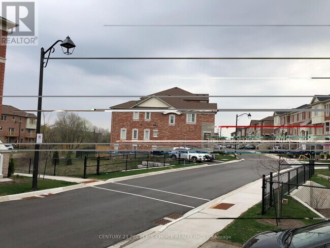 Building Photo - 4 Cedarland Rd