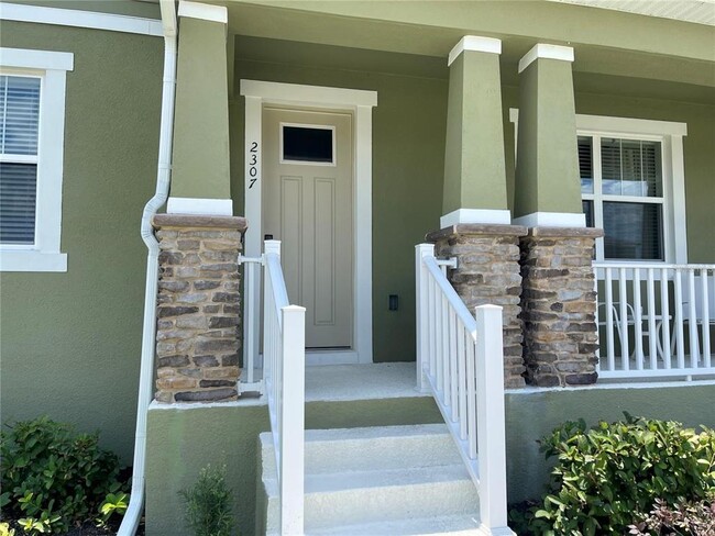 Building Photo - 2307 Garden Belle Dr
