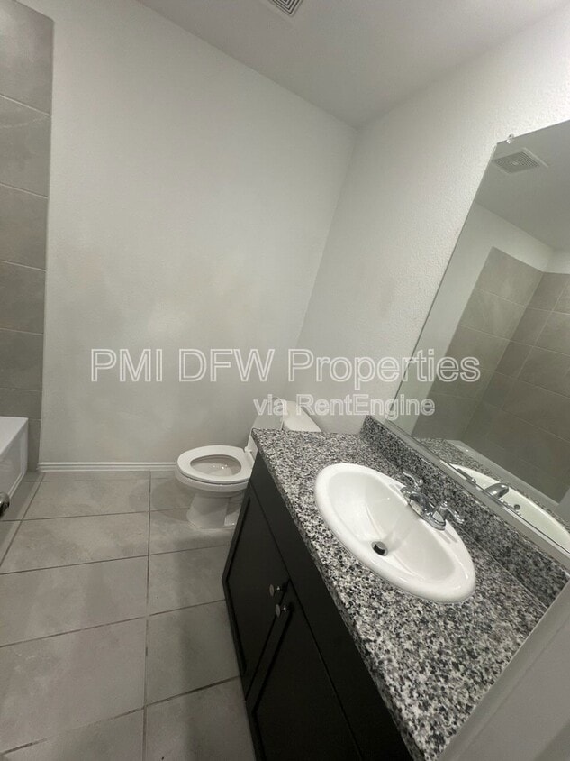 Foto principal - 1638 Woodbrook Dr