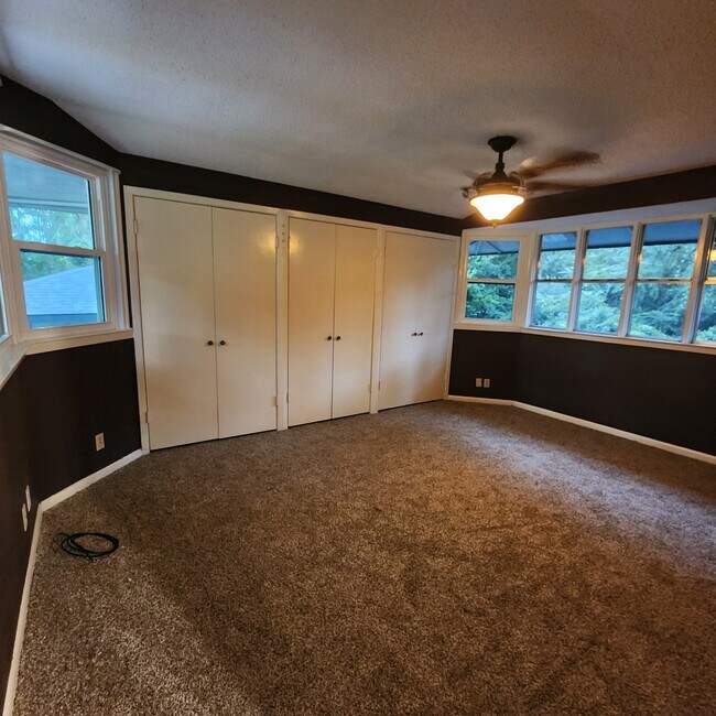 Building Photo - 18171 Meandering Way