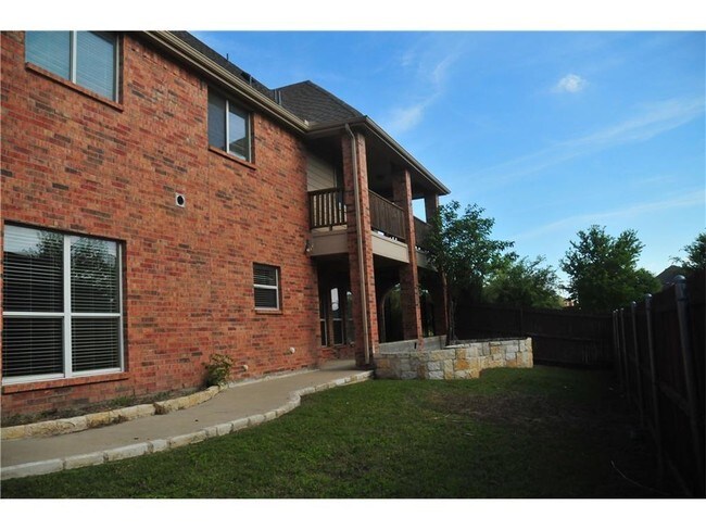 Building Photo - 9422 Park Garden Dr