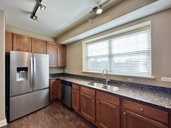 Foto del edificio - 2 Itasca Place