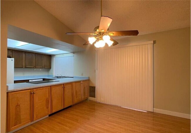 Building Photo - 216 Jon Belger Dr