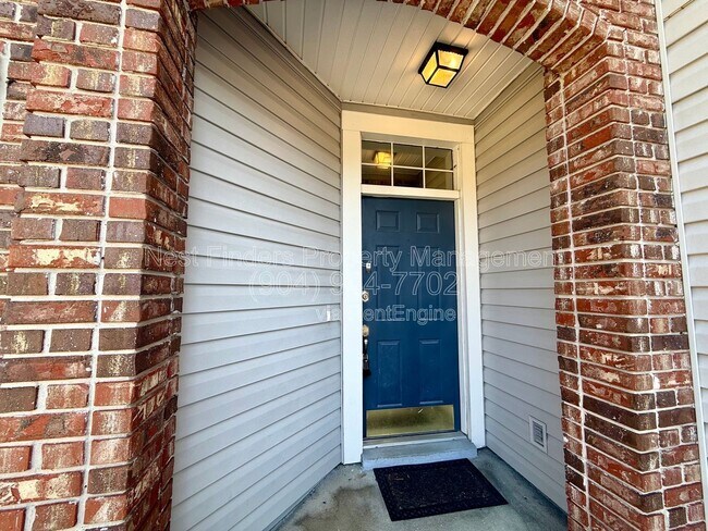 Foto del edificio - 3785 Union Pacific Dr E