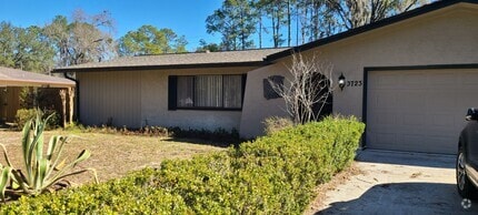 Building Photo - 3723 NW 40 St