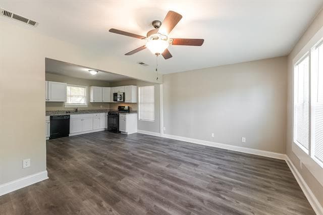 Building Photo - 102 E Barton St