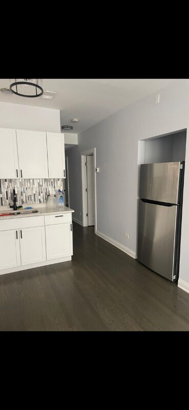 Foto del edificio - 7240 S Cornell Ave