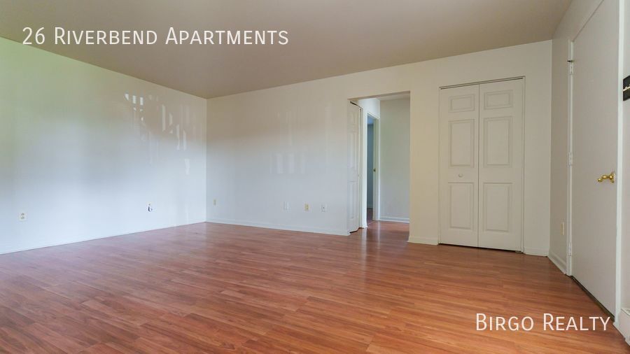 Foto principal - Spacious 2 Bedroom Apartment! Move in today!