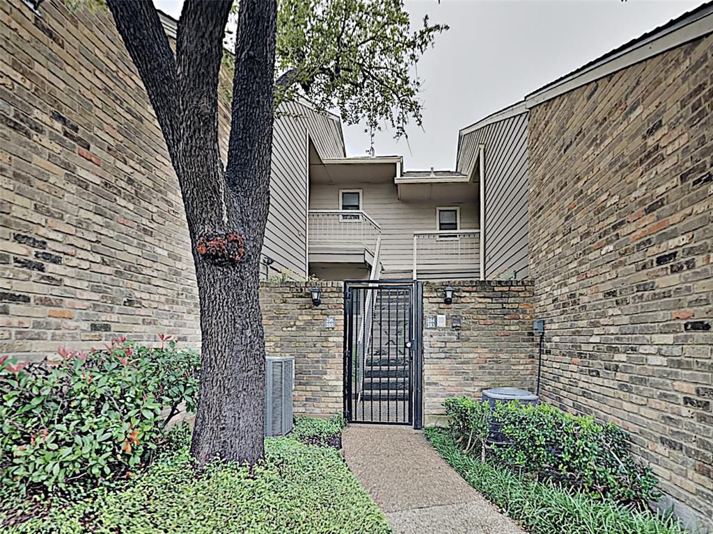 Primary Photo - 5616 Preston Oaks Rd