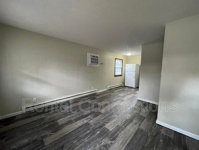 Building Photo - 109 Parkview Ln