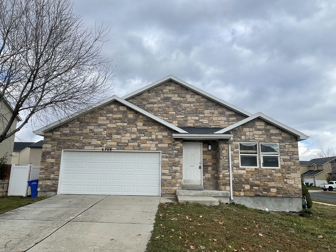 Primary Photo - 6728 W Oak Vista Dr