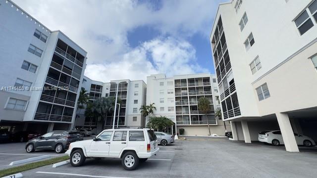 Foto del edificio - 2821 N Miami Beach Blvd