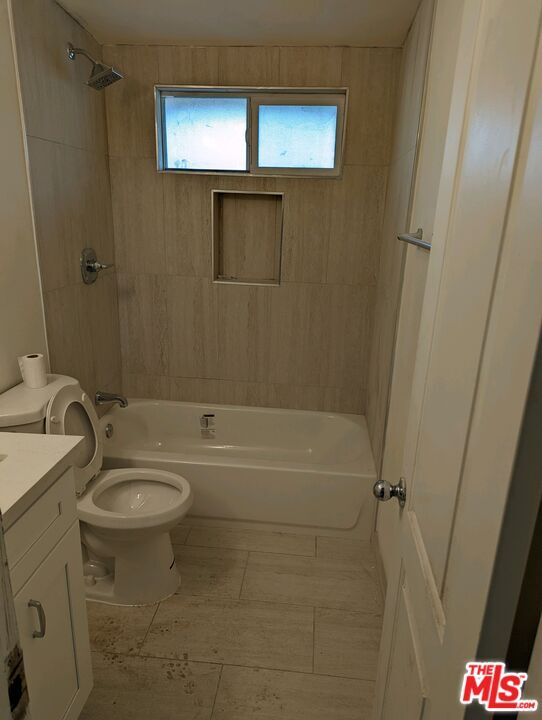 Building Photo - 13891 Moreno Rose Pl