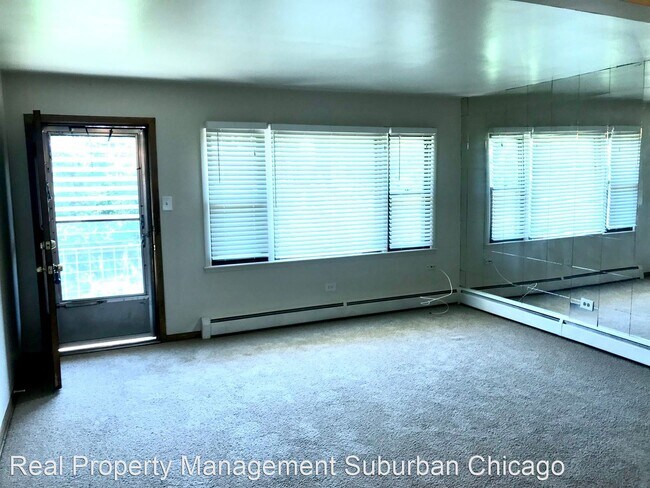 Foto del edificio - 1 br, 1 bath House - 40 King Arthur Ct #16