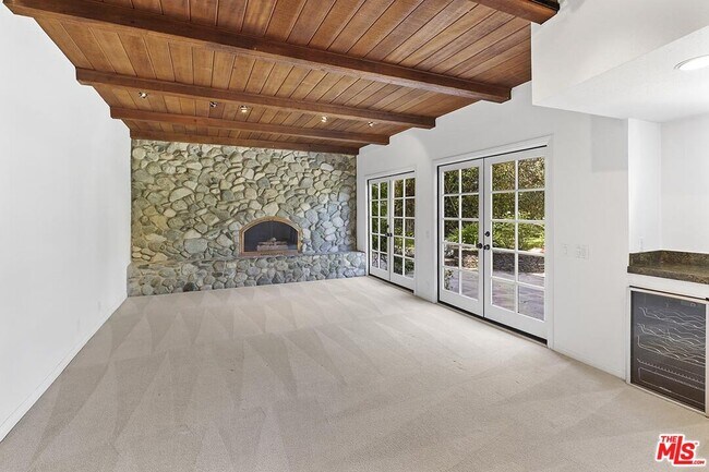 Building Photo - 3630 Roberts View Pl