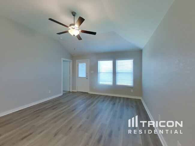 Building Photo - 7244 Littlefoot Ln