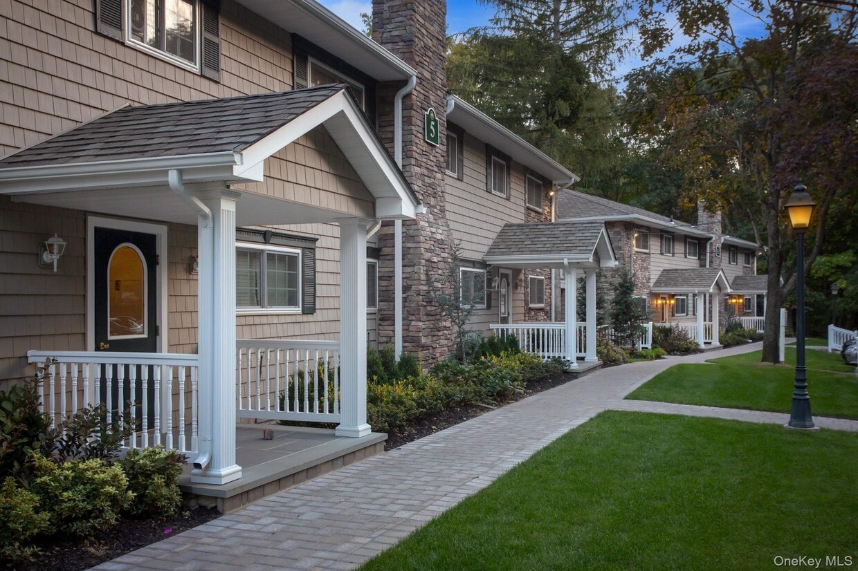 Foto principal - 1 Presidents Dr