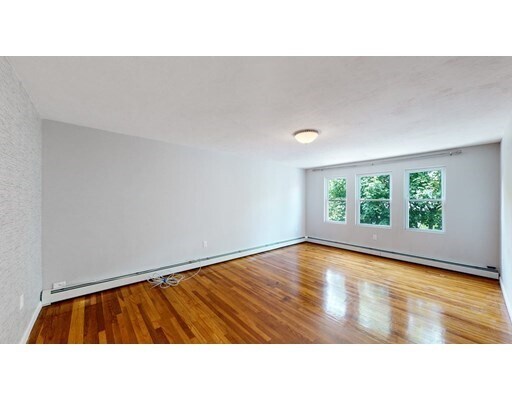 Building Photo - 15 Boylston St