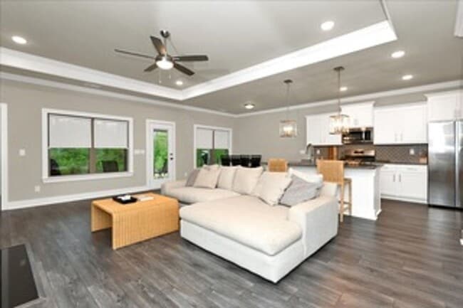 Building Photo - 1826 Anise Cir
