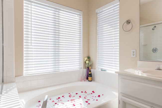 Foto del edificio - 2961 Sweet Grass Ln
