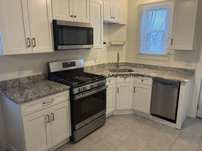 Photo - 124 Leo Ave Apartment