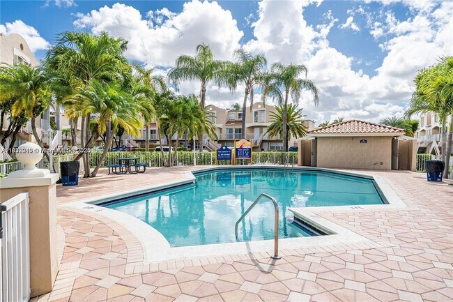 Foto del edificio - 665 NW 85th Pl