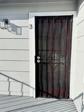 Building Photo - 1730 Obispo Ave