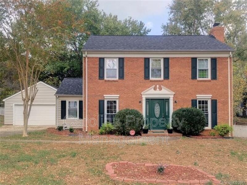 Foto principal - 12200 Painted Tree Rd