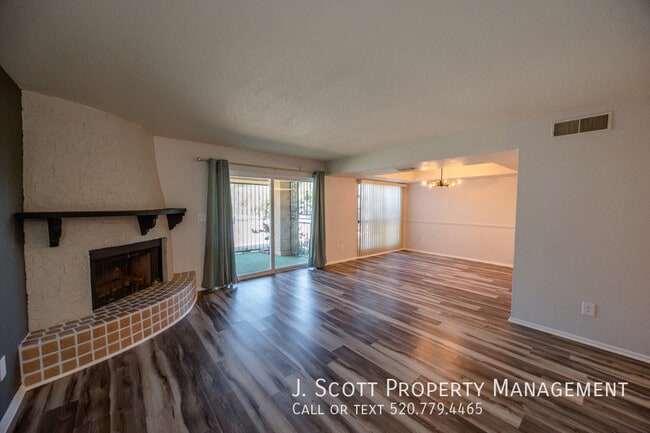 Foto del edificio - 8344 N 21st Dr
